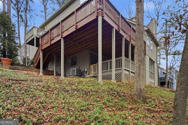 Building Photo - 530 Matterhorn Way