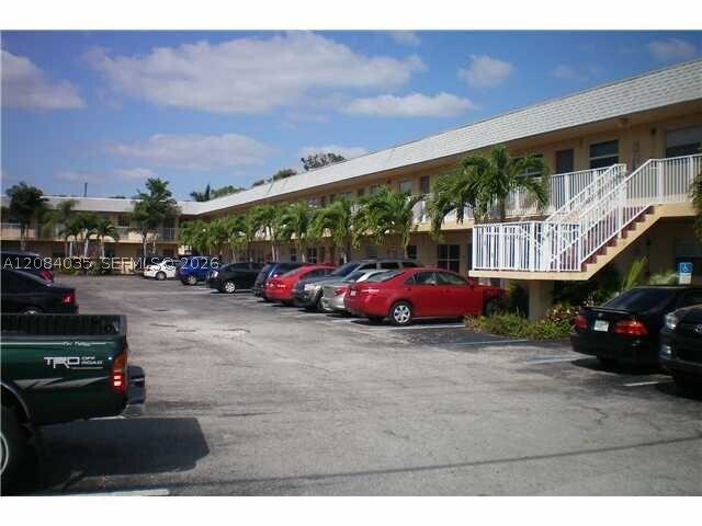 Building Photo - 4071 N Dixie Hwy