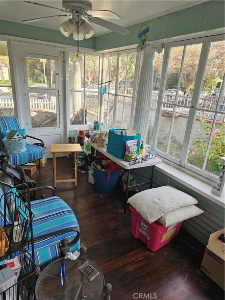 Building Photo - 1820 N Bush St