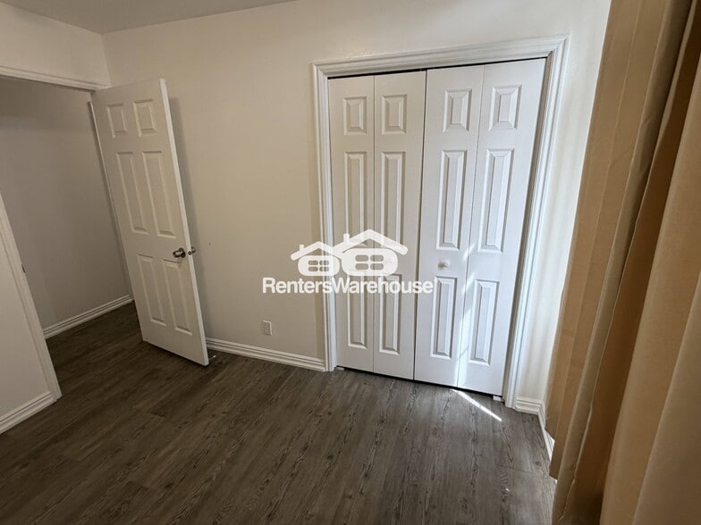 Building Photo - 1442 W 730 S St