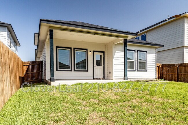 Building Photo - 6618 Cibolo Springs