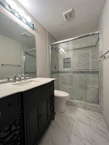 Building Photo - 809 Aylesbury Dr