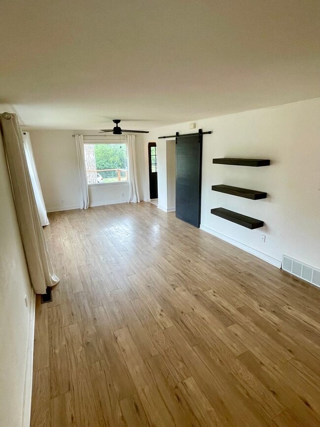 Building Photo - Beautifully Renovated 4-Bedroom Home Near West Blvd