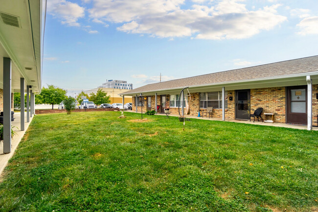 Building Photo - 6134 Hillside Ave