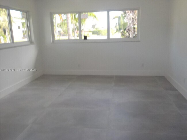 Building Photo - 1565 Thumb Point Dr