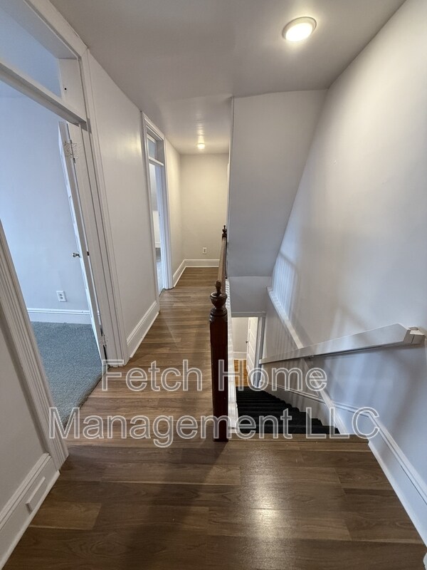 Building Photo - 125 E State St