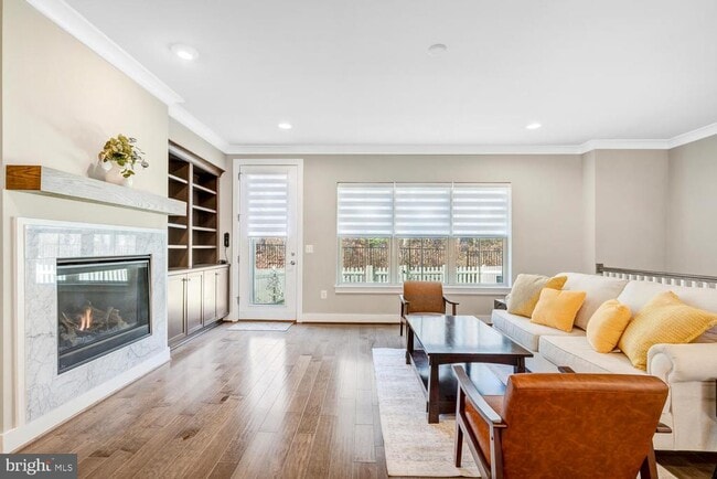 Building Photo - 7770 Belvale Dr