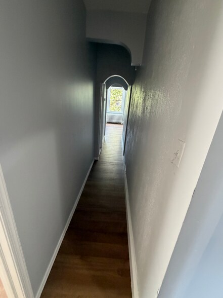 Building Photo - 4937 N 13th St