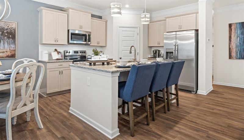 Building Photo - 423 Perth Dr