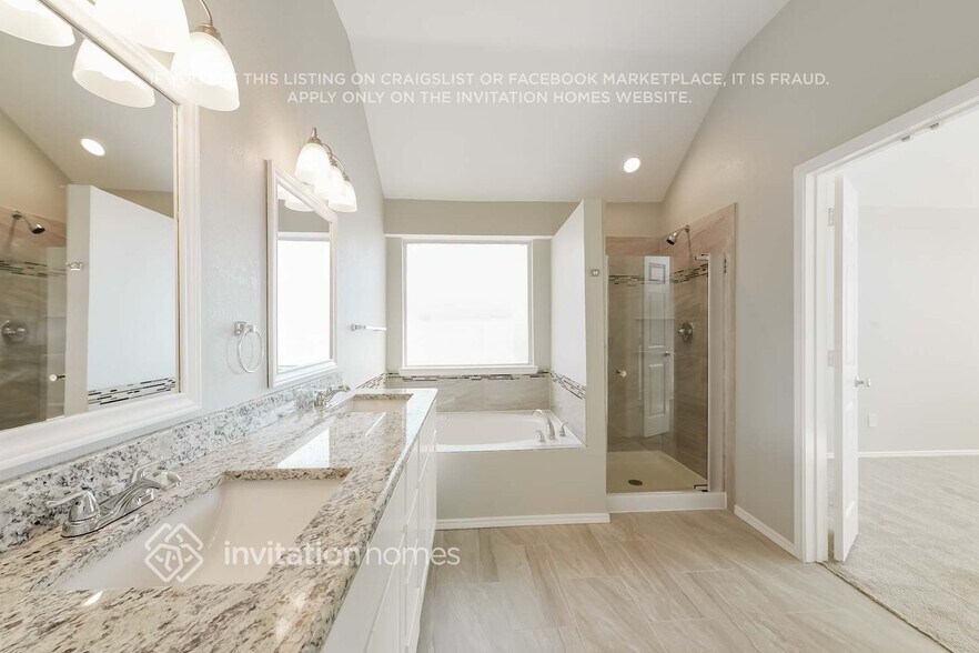 Building Photo - 7005 Longo Dr