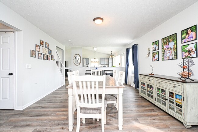 Building Photo - 4372 Dobbin Cir