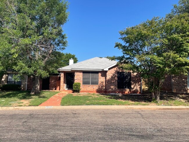 Building Photo - 4557 Shingle Oak Ln