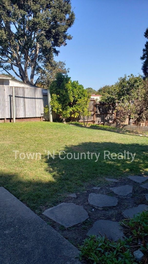 Building Photo - Charming 3-Bedroom Home in South Salinas –...