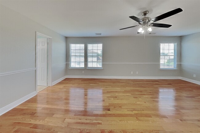 Building Photo - 29402 Legends Hill Dr
