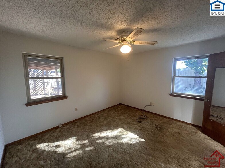 Building Photo - 2313 NW 75th St