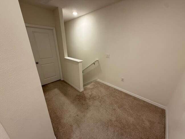 Building Photo - 2707 Suncoast Blend Dr