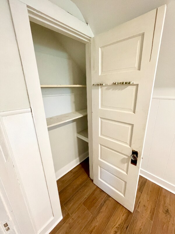 Building Photo - 4518 Ashland Ave