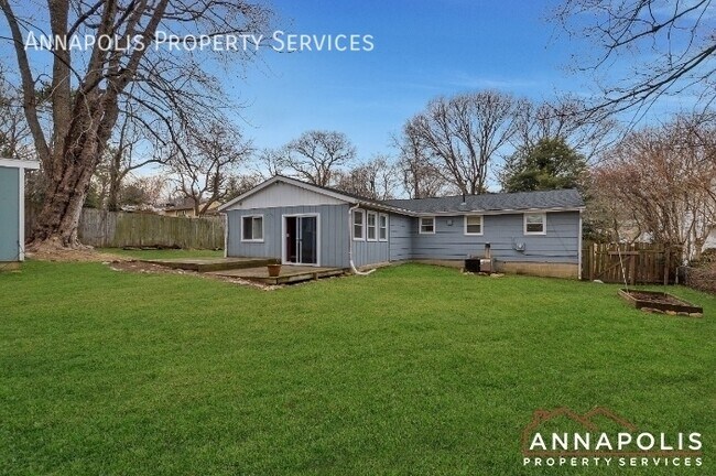 Building Photo - 1066 broadview drive