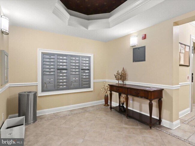 Building Photo - 9200 Charleston Dr