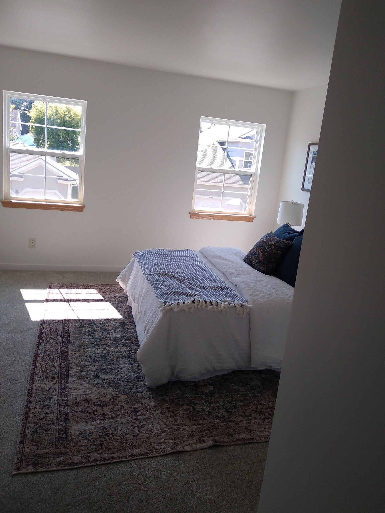 Building Photo - 2731 Pond Dr