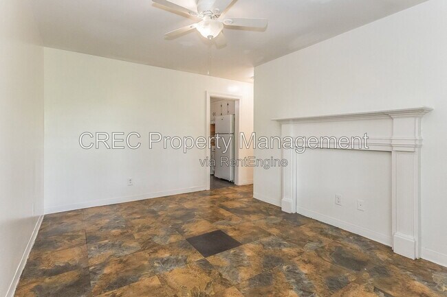 Building Photo - 1635 Memminger Ave