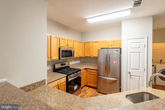 Building Photo - 5142 Brittney Elyse Cir