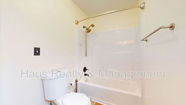 Building Photo - 3248 N Senseney Cir