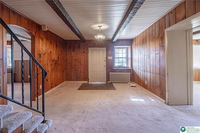 Building Photo - 621 Nursery Rd