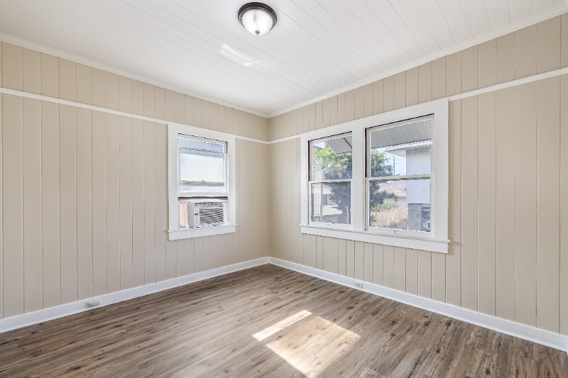 Building Photo - 3159 Lincoln Ave