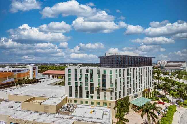 Building Photo - 550 Okeechobee Blvd