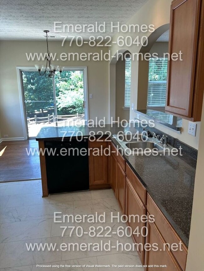 Building Photo - Now Ready!!! 3 bedroom home in sought out Austell city!!!