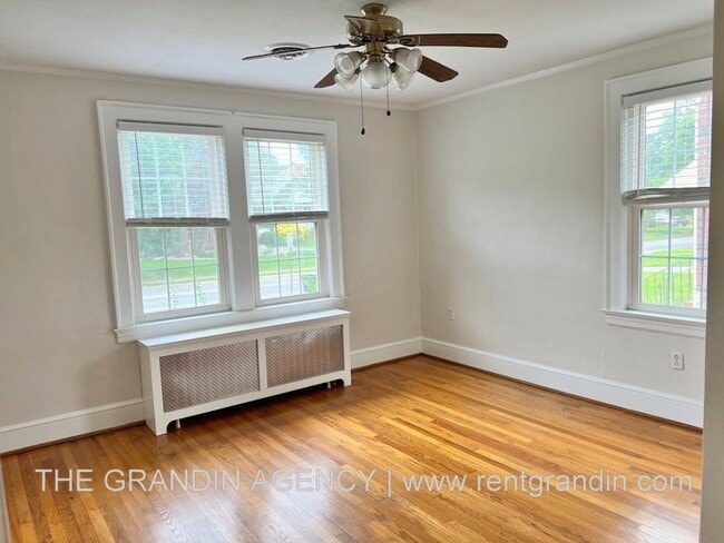 Building Photo - 1668 Brandon Ave SW