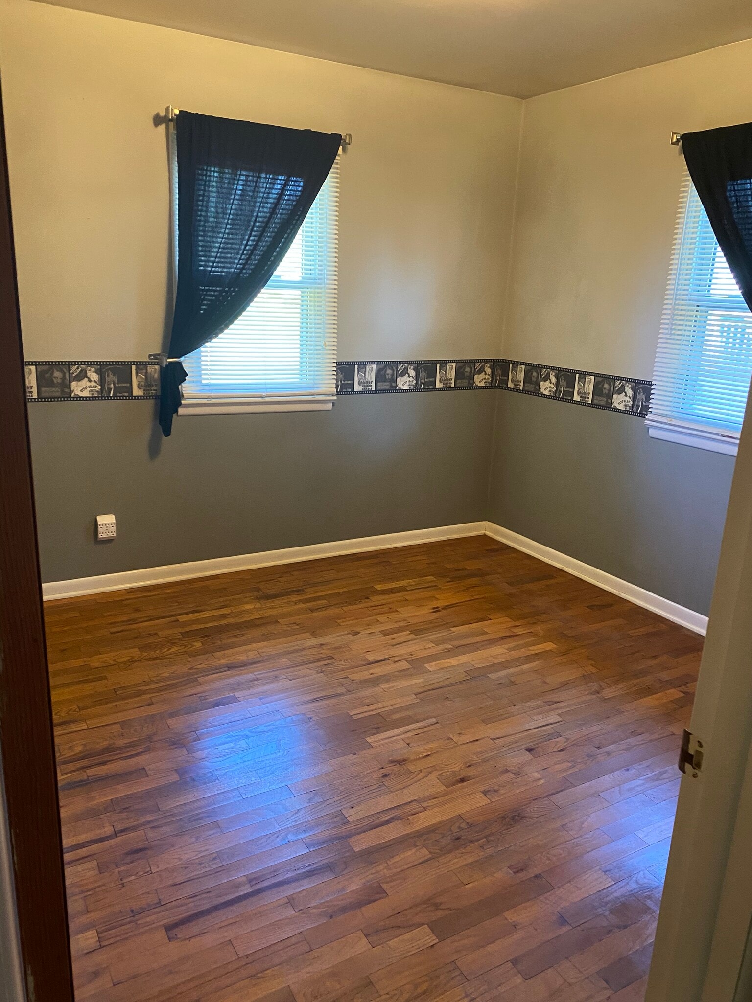 Bedroom - 1205 N Madison St