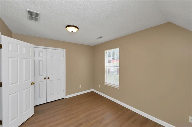 Building Photo - 1260 Crestridge Ln
