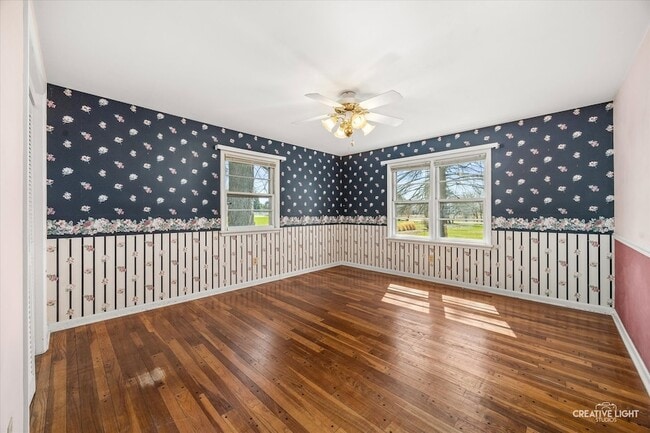 Building Photo - 39W258 Seavey Rd