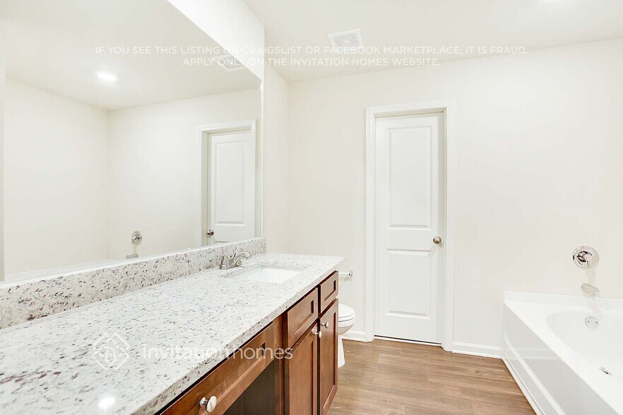 Building Photo - 3465 Ridge Hill Pkwy