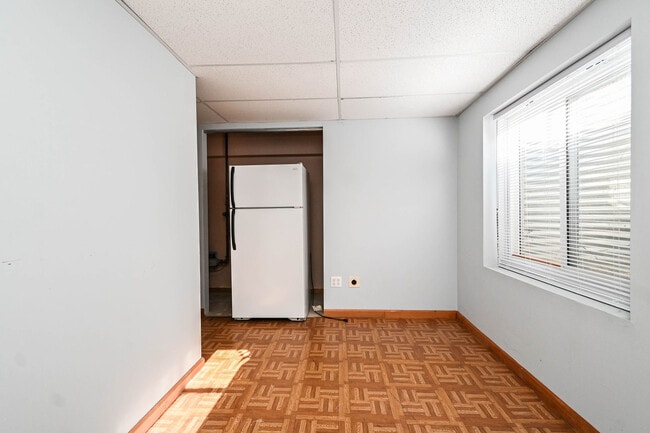 Building Photo - 5495 Chapel Hill