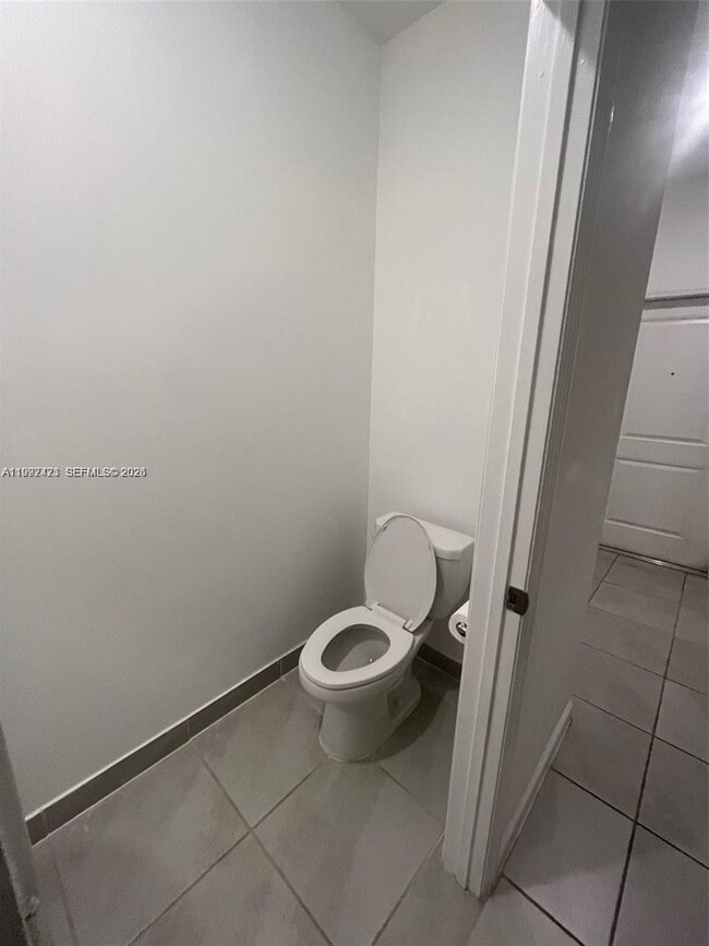 Building Photo - 25282 SW 107th Ct