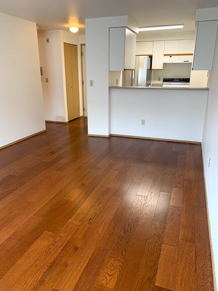 Interior Photo - 8620 23rd Ave NE