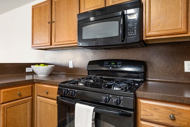 Building Photo - 18107 Fairhope Oak St