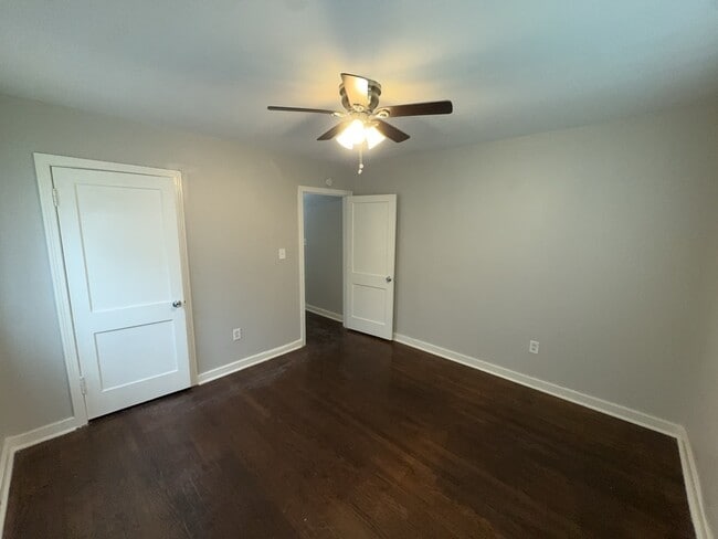 Building Photo - 740 Hickory Ridge Dr