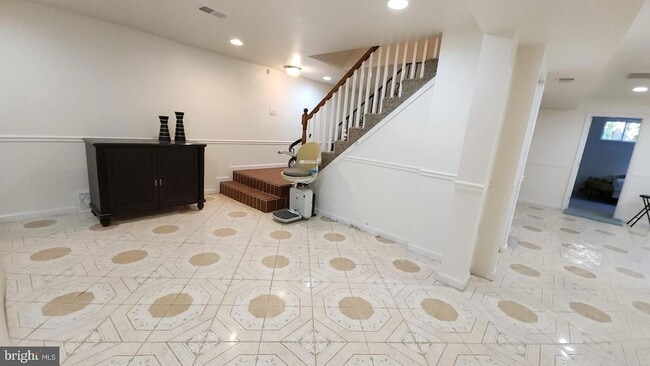 Building Photo - 12411 Thompson Rd