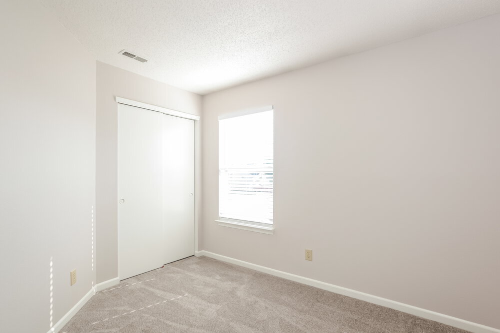 Building Photo - 10711 Glenayr Dr