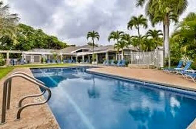Building Photo - Renovated 2 bedroom Townhome in Highly Des...