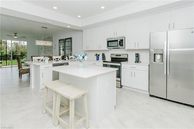 Building Photo - 6058 National Blvd