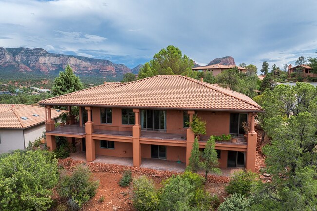 Building Photo - HOUSE - LES SPRINGS - PANORAMIC RED ROCK V...