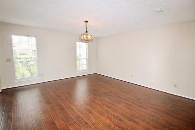 Building Photo - 3331 Oak Branch Ln