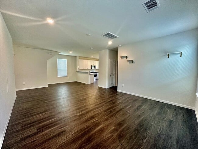 Building Photo - 19323 Tannach Dr