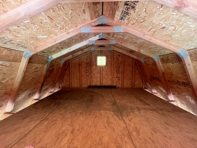 Building Photo - 14731 E 96th St N