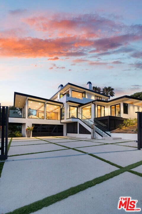 Building Photo - 27187 Sea Vista Dr